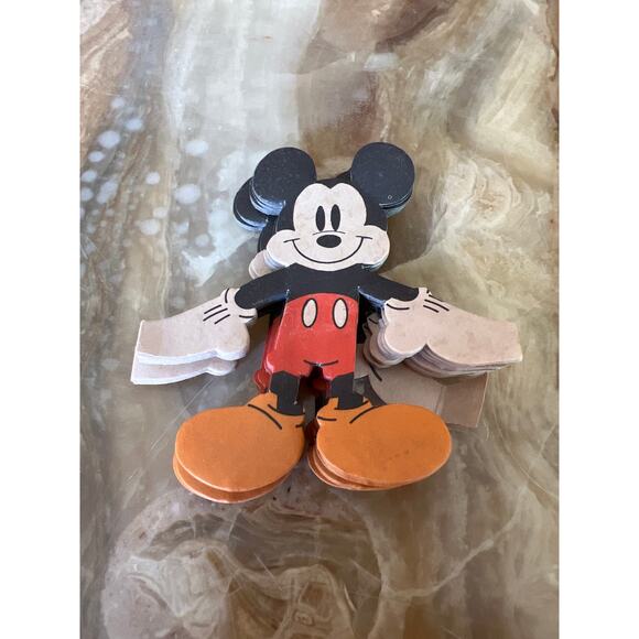 Mickey Mouse Paper Garland: Approx 90” Length - Picture 4 of 7